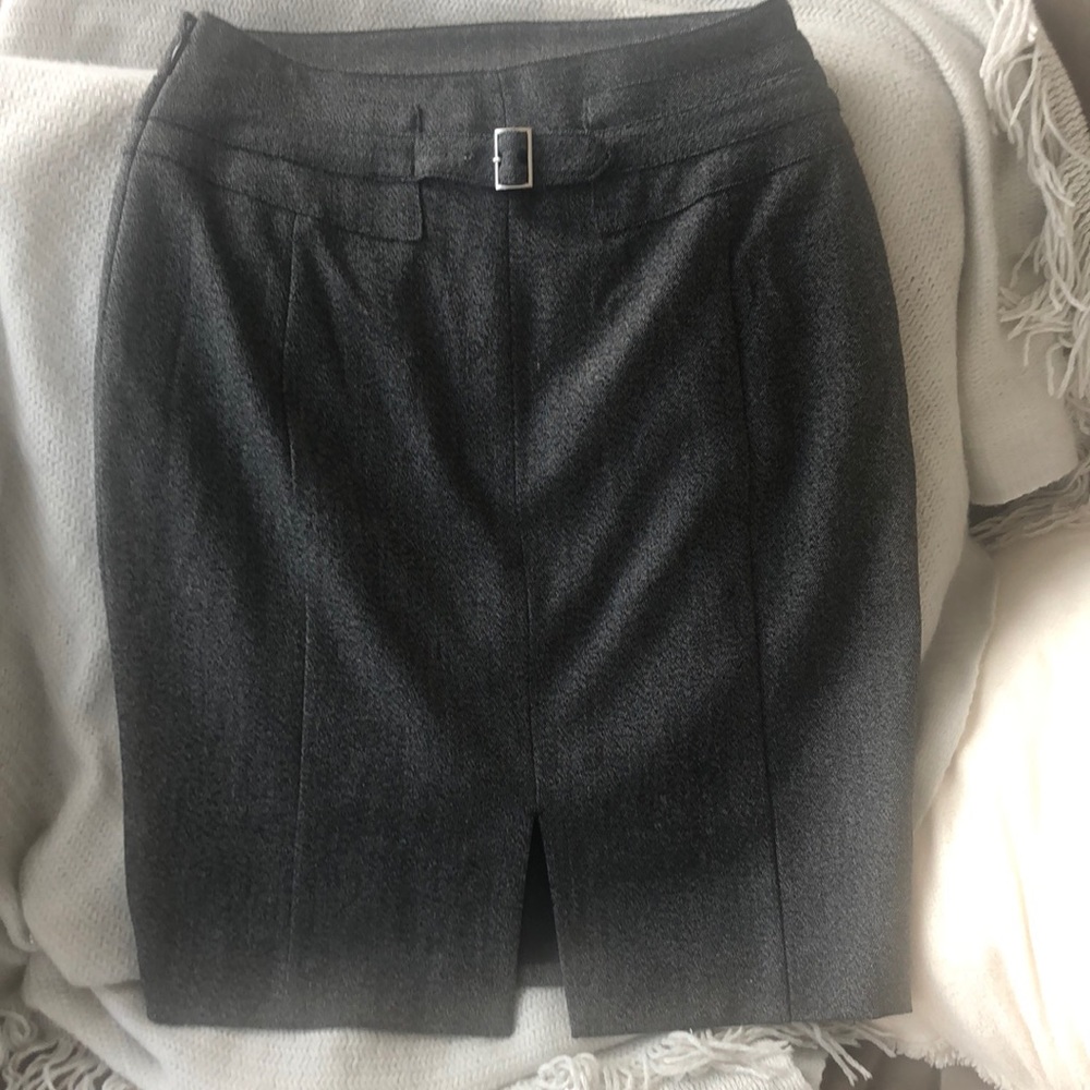 Black marbled pencil skirt